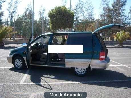 Kia Carnival 2.9 CRDi LX
