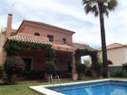 Chalet con 4 dormitorios se vende en Marbella, Costa del Sol - mejor precio | unprecio.es