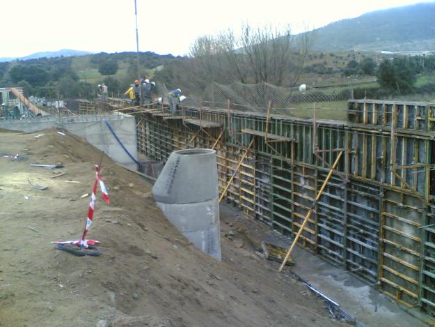 Encofrados de muro 250 m2 totalmente equipados