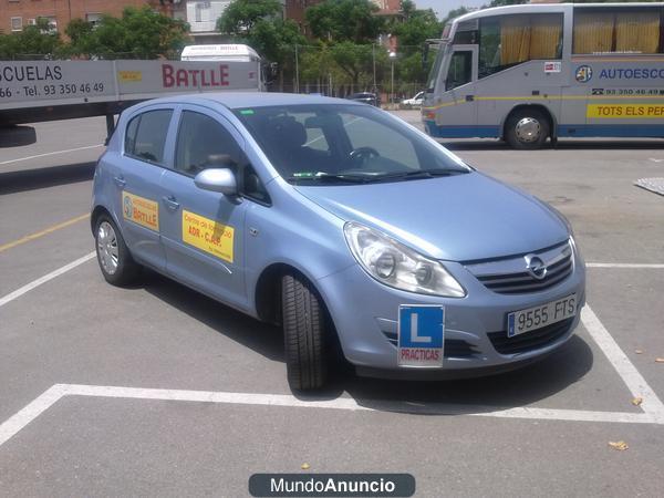 se vende Opel corsa para autoescuelas o particulares