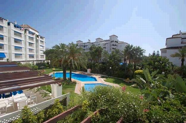 Apartamento a la venta en Puerto Banús Costa del Sol