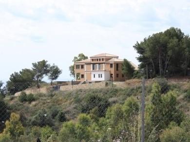 Chalet con 4 dormitorios se vende en Benalmadena Costa, Costa del Sol