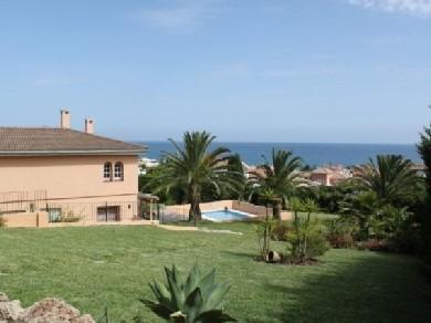 Chalet con 7 dormitorios se vende en Estepona, Costa del Sol