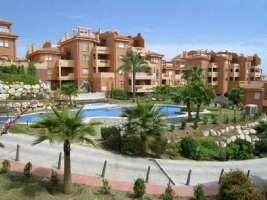 Apartamento con 2 dormitorios se vende en Marbella, Costa del Sol