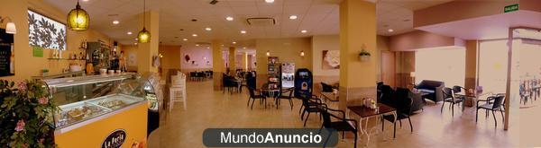 SE VENDE PRECIOSA CAFETERIA FUNCIONANDO