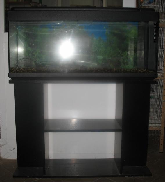 vendo o cambio acuario 150 litros con mesa