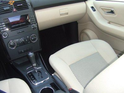 MERCEDES CLASE A 180 INTERIOR BEIGE-TECHO PANORAMICO-AUTOTRONIC-PDC - Malaga