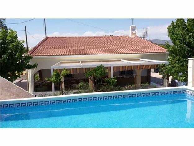 Casa en venta en Sax, Alicante (Costa Blanca)