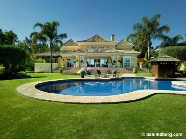 Villas a la venta en Nueva Andalucía Costa del Sol