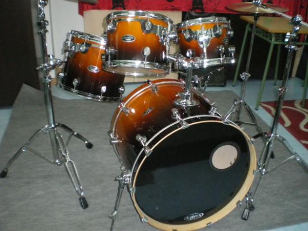 BATERIA DW/PDP PACIFIC LX - CASCOS + PIE JIRAFA