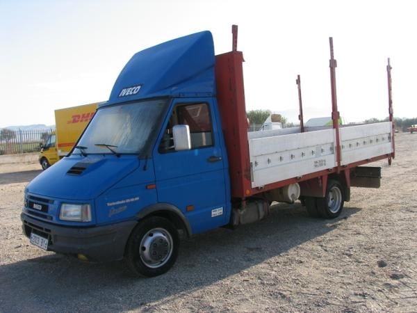 IVECO TURBO DAILY 35-10 CON CAJA ABIERTA.