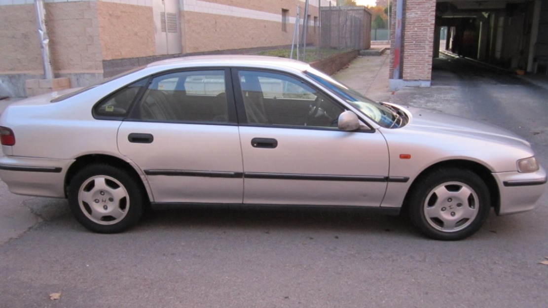 1998 honda accord 2.0i td 1350€ 688203637