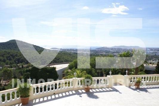 4 Dormitorio Chalet En Venta en Can Furnet, Ibiza
