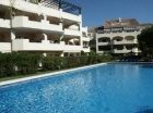 Apartamento con 2 dormitorios se vende en Marbella, Costa del Sol - mejor precio | unprecio.es