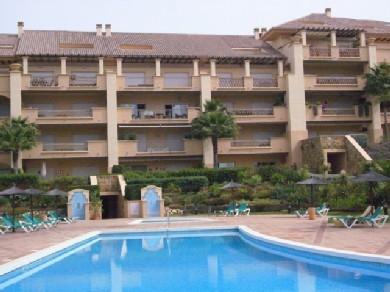 Apartamento con 2 dormitorios se vende en Marbella, Costa del Sol