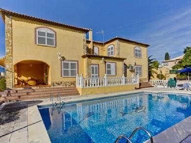 Chalet con 9 dormitorios se vende en Calpe, Costa Blanca