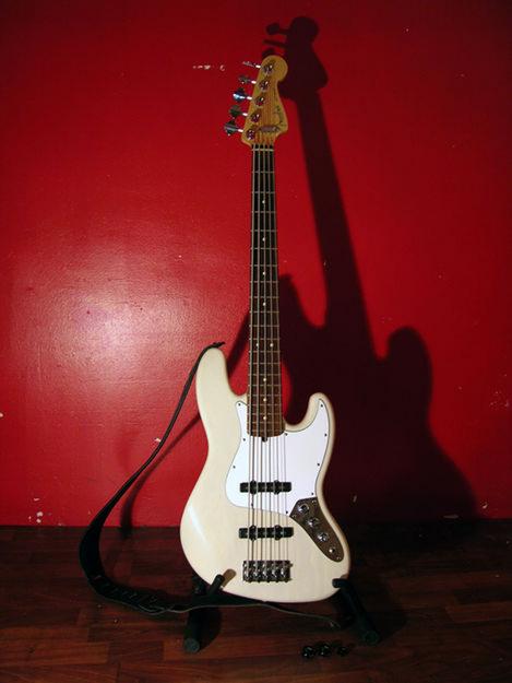 Fender JAZZ BASS V (USA)