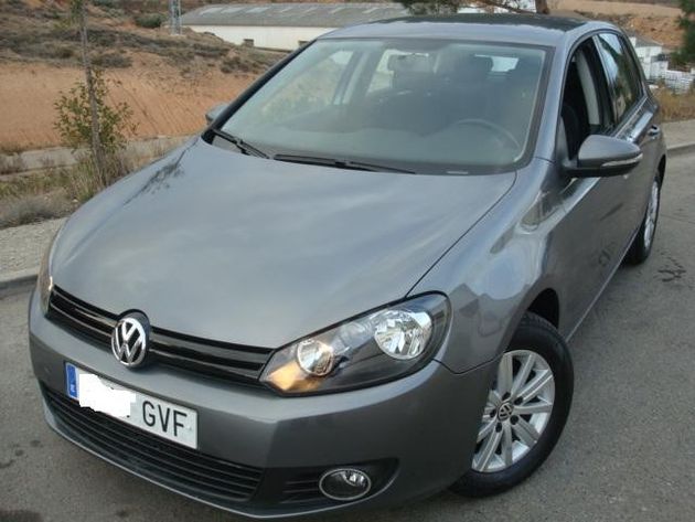 VOLKSWAGEN Golf 1.6TDI CR Advance 90