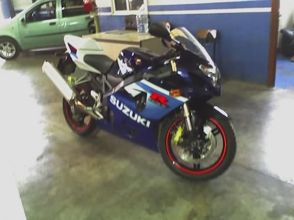 vendo suzuky gsxR 600