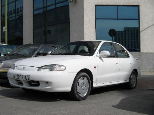 Venta de Hyundai LANTRA 1.6 '96 en Madrid