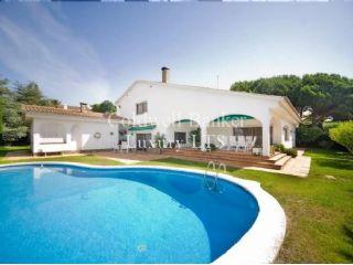 Chalet en venta en Alella, Barcelona (Costa Maresme)