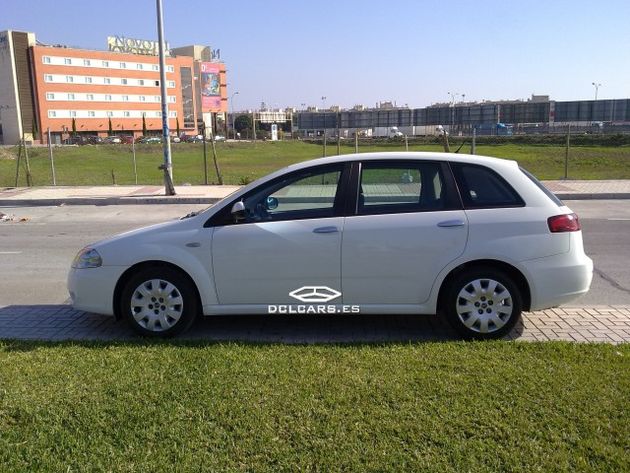 FIAT CROMA 1.9 MULTIJET ACTIVE 5P