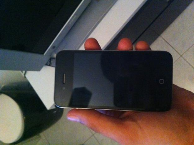 iPhone 4 orange 16gb