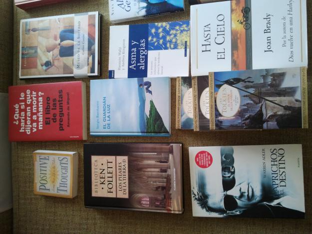 VENDO LOTE DE LIBROS A 30 EUROS O SUELTOS