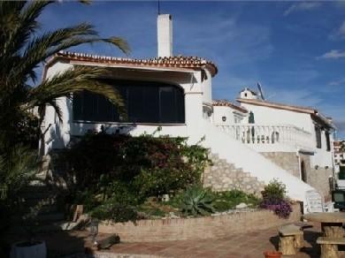 Chalet con 4 dormitorios se vende en Mijas Costa, Costa del Sol
