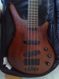 Bajo warwick thumb bass nt4 cuerpo solido impecable !! muy nuevo