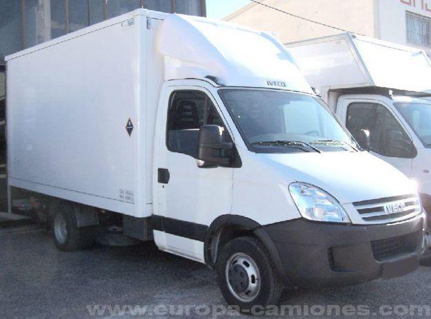 FURGON IVECO DAILY 35C15 10.000 KM FECHA COMPRA MARZO-07