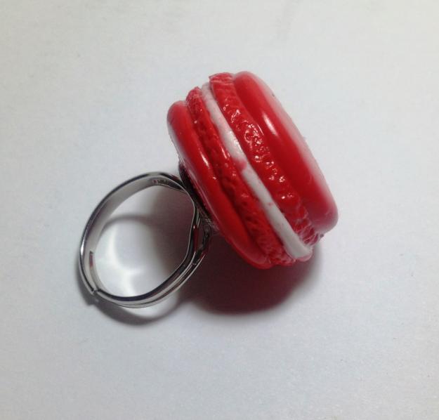 Anillo en pasta FIMO hecho a mano