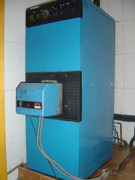 Vendo caldera de gasoil mixta (agua sanitaria y calefacción) marca FER modelo GGNK 30 por cambio a gas natural( 300  )