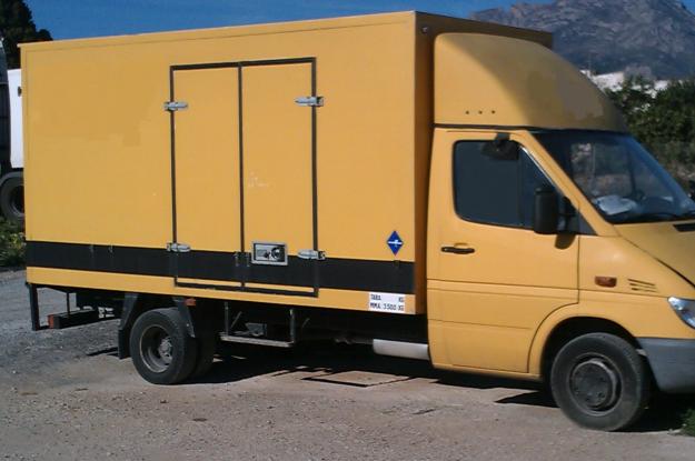 camion carrozado mercedes 411 cdi 3500 kgs con tarjeta de transporte mdl nacional sp
