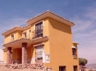 Chalet con 4 dormitorios se vende en Alhaurin de la Torre - mejor precio | unprecio.es