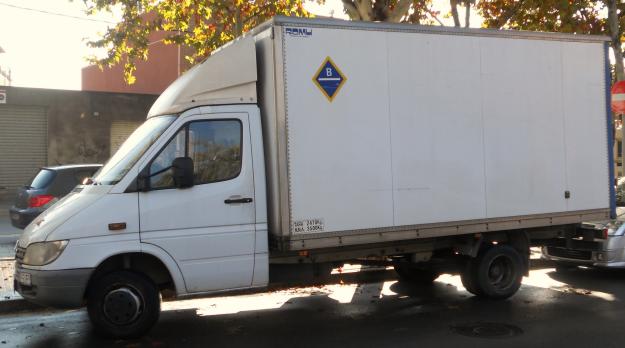 Mudanzas, montaje de muebles, traslados en general-Precios economicos-Cataluña