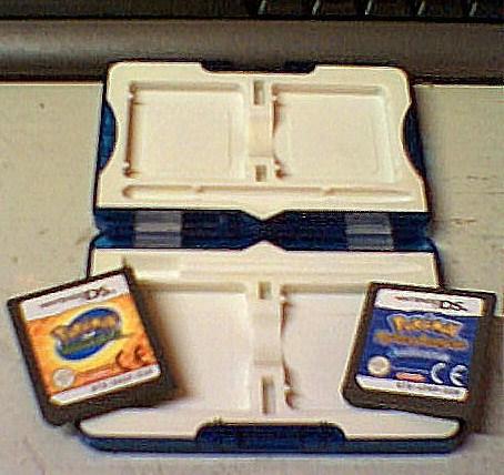 nintendo ds,2 videojuegos pokemon.con la caja.