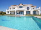 Chalet con 5 dormitorios se vende en Estepona, Costa del Sol - mejor precio | unprecio.es