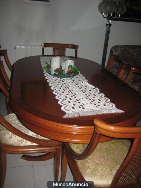 Mesa Comedor madera noble maciza y 6 sillas