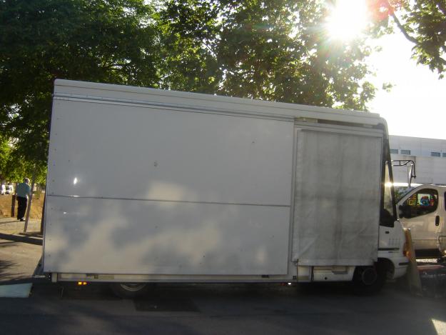 Vendo camion tienda iveco