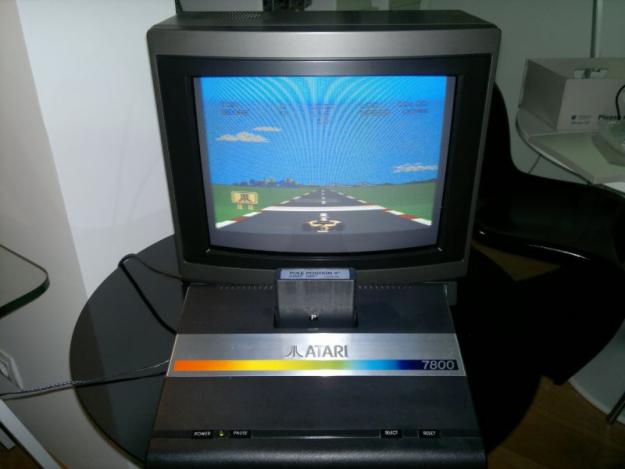 Atari 7800 + 30 juegos (todo como nuevo)