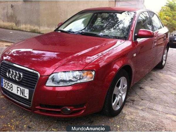 Audi A4 2.0 TDI AUTOMATICO,140 CV,XEN