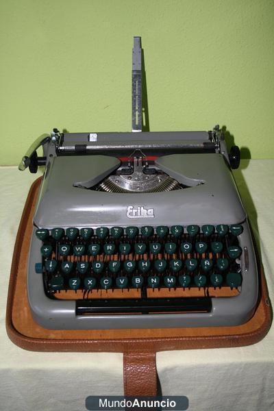 Máquina de escribir Erika modelo 10, año 1958