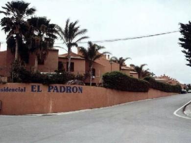 Apartamento con 3 dormitorios se vende en Estepona, Costa del Sol