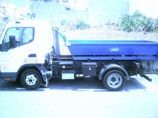 Camion Mitsubishi Canter Fuso