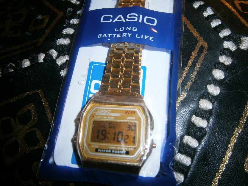 casio vintage dorado