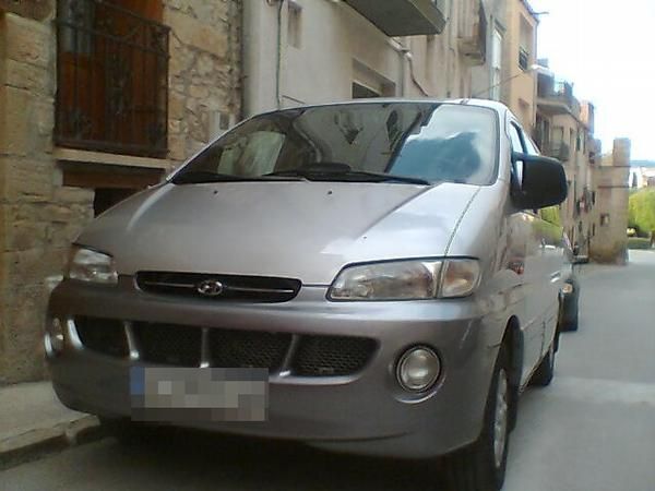 Se vende Hyundai H1 con 7 plazas,año 2000, 2500cc, 97cp, diesel, en estado perfecto, IMPECABLE, aceite, filtre y correa