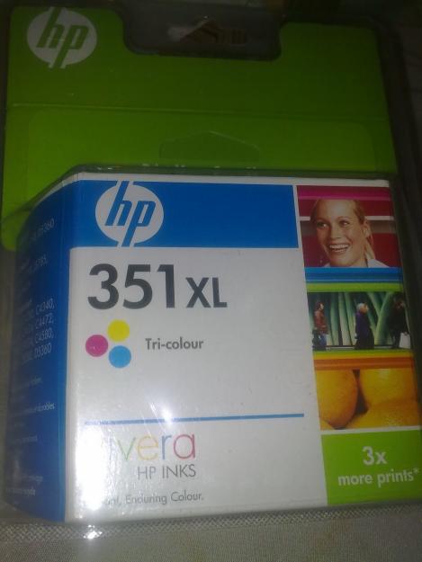 Cartuchos de tinta, precintados,sin estrenar,de 2 Impresoras de HEWLETT-PACKARD.-