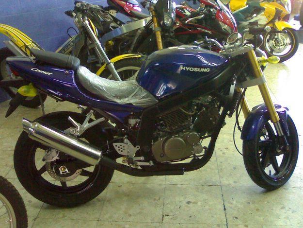 SE VENDE PRECIOSA MOTO HYOSUNG COMET 250 GT