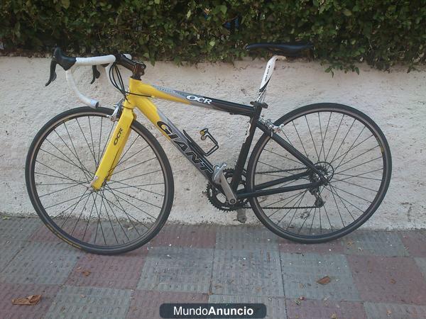 Bicicleta de carretera GIANT
